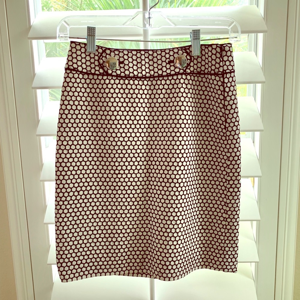 Ann Taylor skirt - perfect for work! Petites